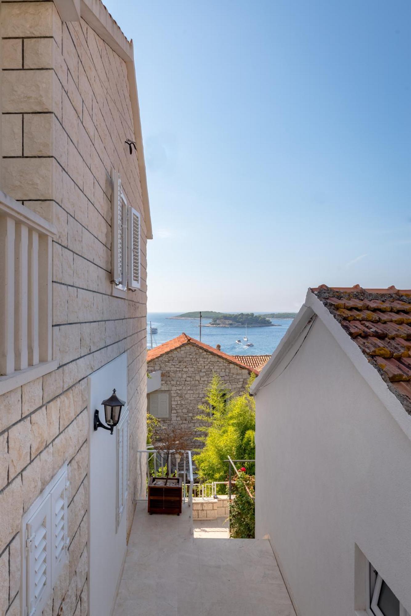 Ivkolina Hotel Hvar Town Exterior photo